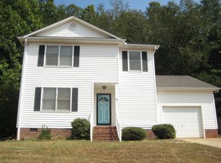 121 Ginger Ln, Taylors, SC 29687