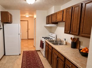 1160 Oakview Dr #9, Saint Charles, MN 55972