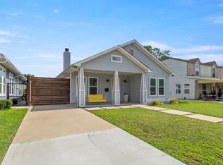 2534 Gladstone Dr, Dallas, TX 75211