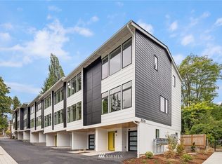 18016 10th Ave NE #A, Shoreline, WA