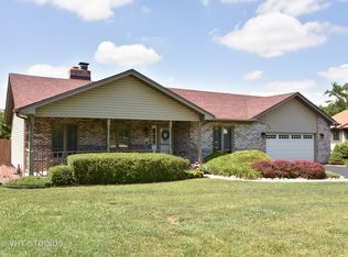 366 Holbrook Cir, Chicago Heights, IL 60411