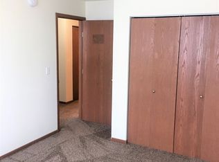 2901 7th St SW APT 34, Minot, ND 58701