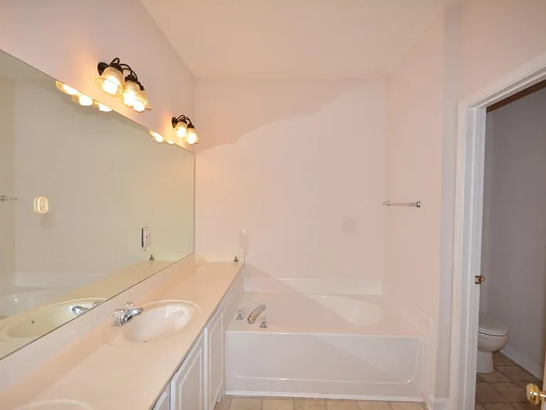 13300 Morris Rd #137 — Photo 42