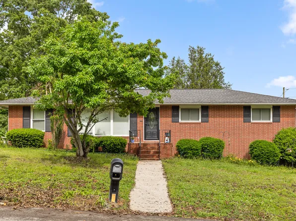 176 Diane Ln, Fort Oglethorpe, GA 30742