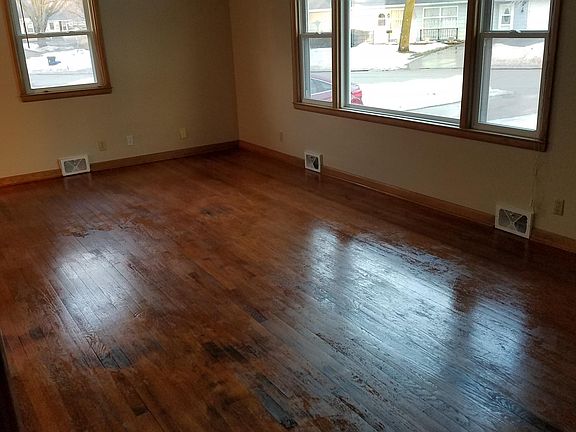 Spacious Living Room.