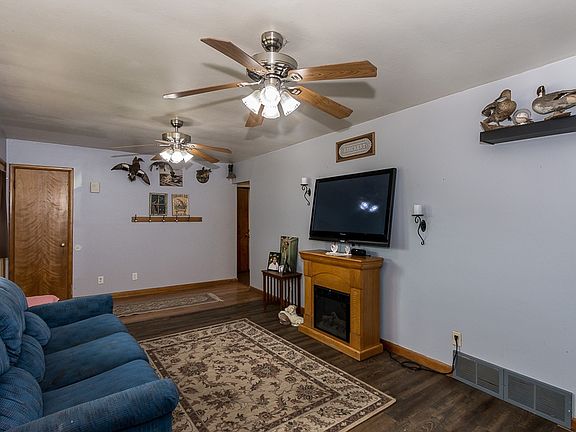5th image of 623 Fairview Ave