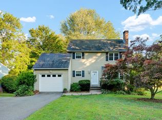 38 Parish Rd, Rocky Hill, CT 06067