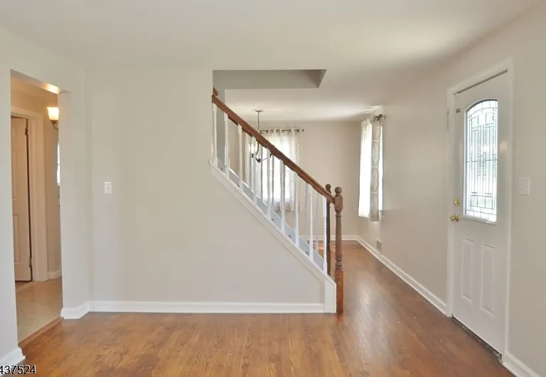 35 Troy Rd — Photo 3