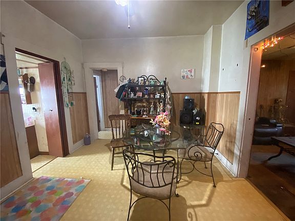 5th image of 403 Garnsey St