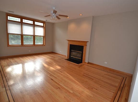 4th image of 4237 N Kenmore Ave APT 01N
