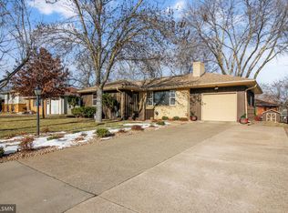 401 67th Ave NE, Fridley, MN 55432