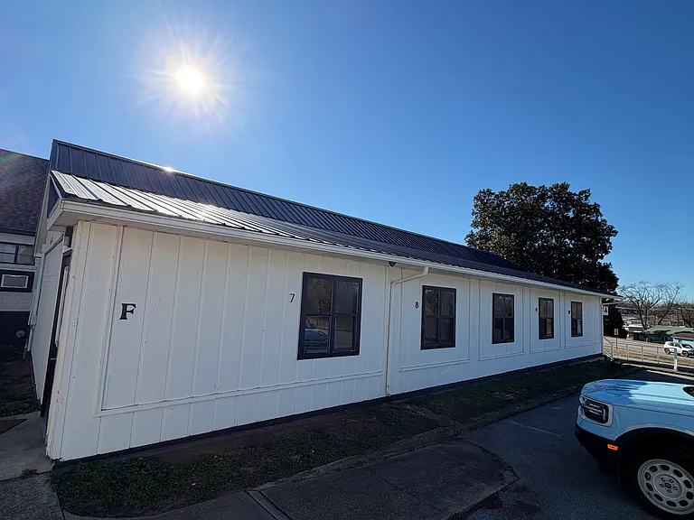 1355 E Main St #9 — Photo 5
