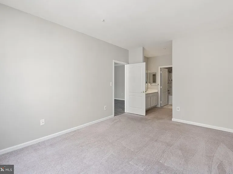 20903 Cedarpost Sq #201 — Photo 17