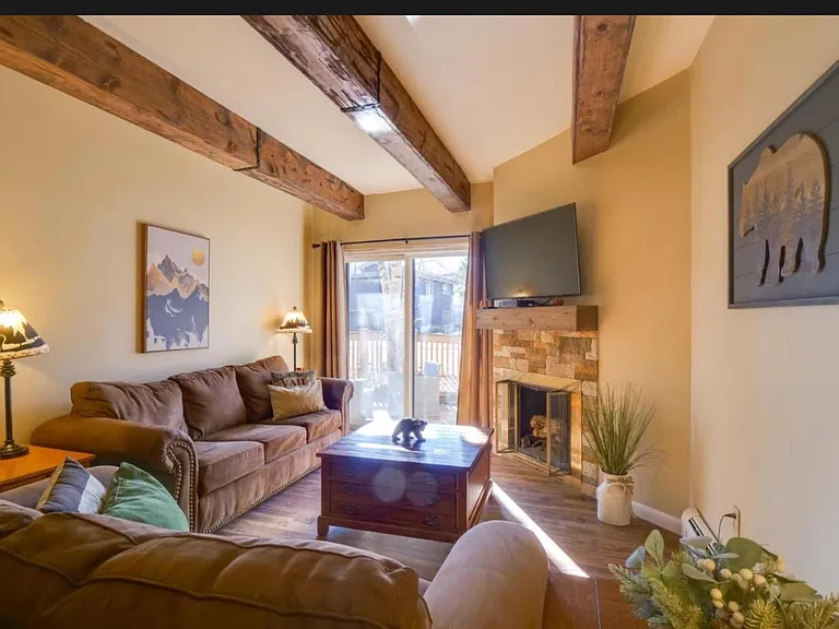 200 Granite St — Photo 3