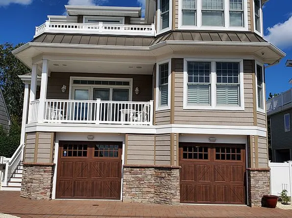 209 23rd St, Surf City, NJ 08008