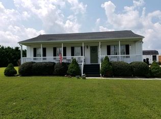 203 Pond Dr, Howertons, VA 22454