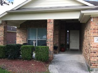 205 Seacrest Blvd, League City, TX 77573