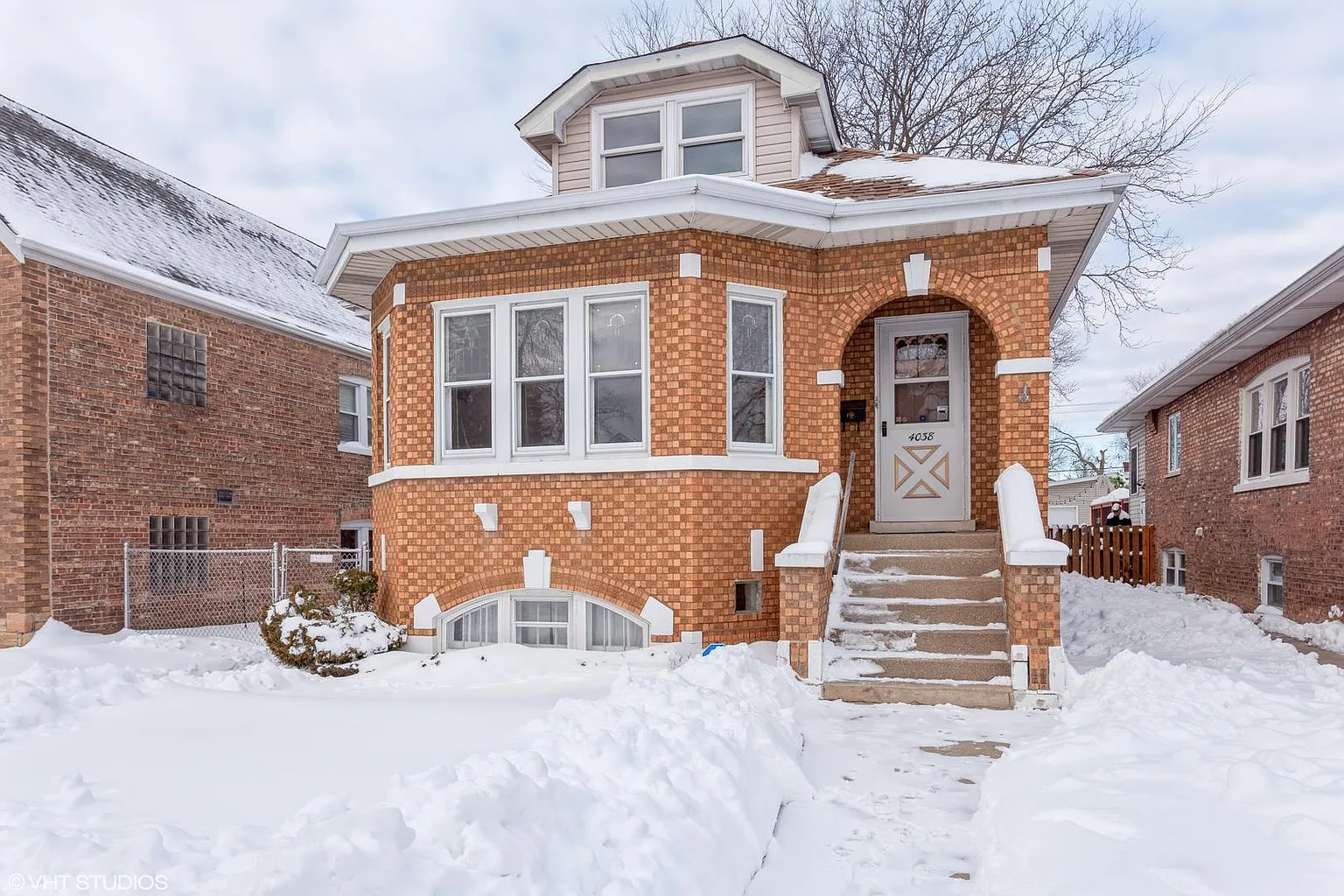 4038 Grove Ave photo 1