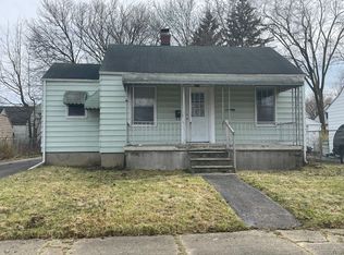 905 Barrie Ave, Flint, MI 48507