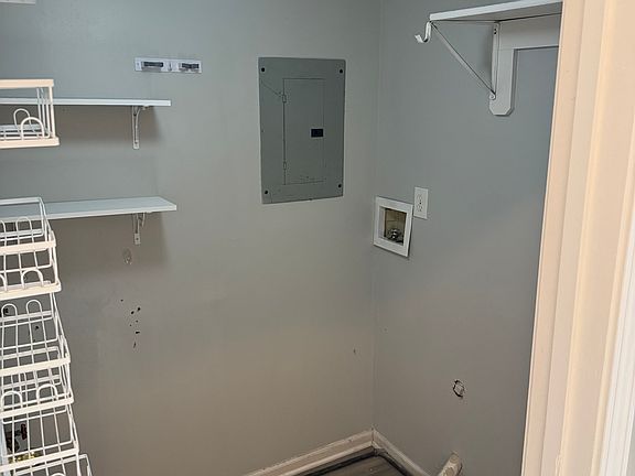 4th image of 8919 NE 73rd Ct