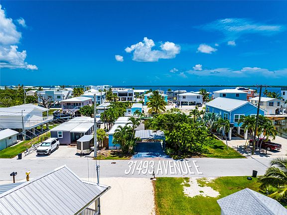 2nd image of 31493 Avenue E