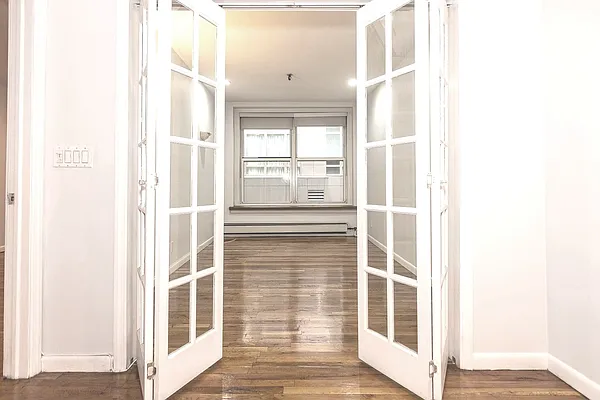 Rented by Corcoran | media 29