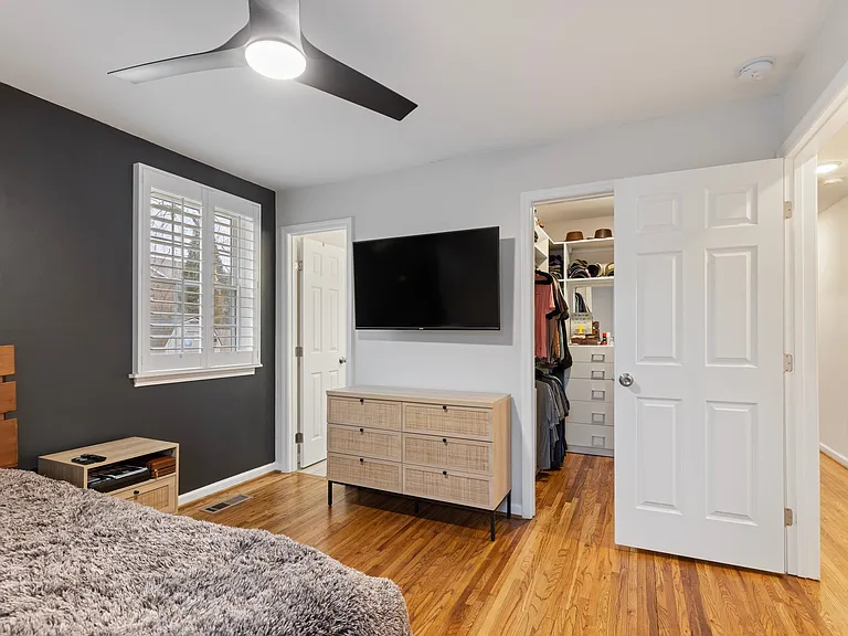 208 Hardison Ave — Photo 16