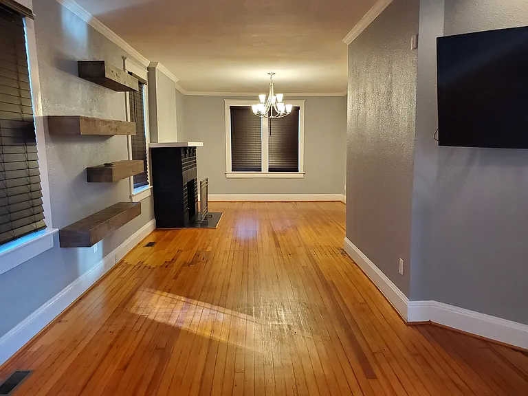 2623 Marlboro Ave — Photo 8