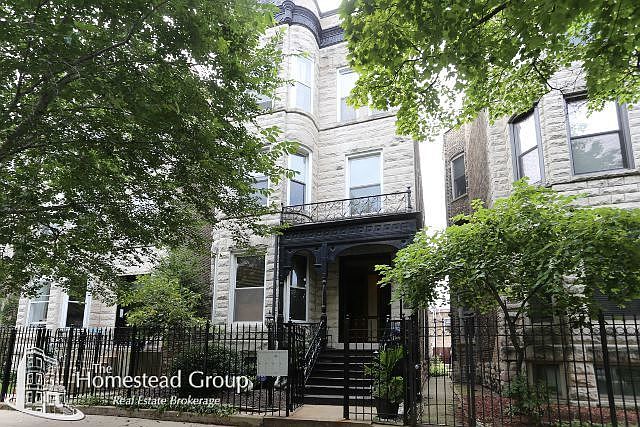 1st image of 931 W Newport Ave #2AA