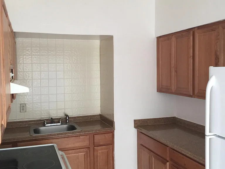 Cypress Dr — Photo 10