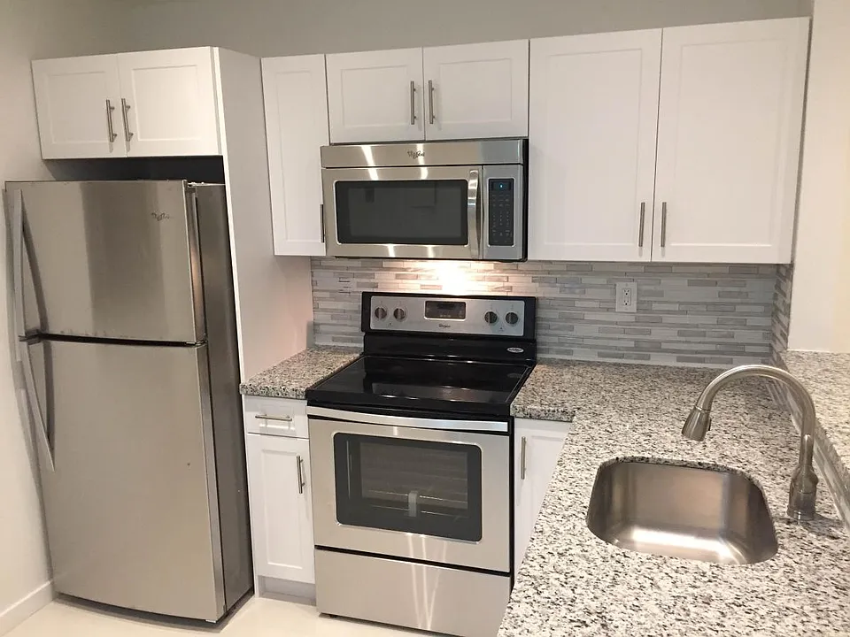7840 Camino Real #P-210