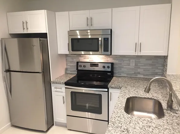 7840 Camino Real, Miami, FL