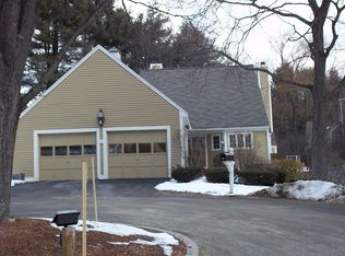 403 Straw Hill Rd, Manchester, NH 03104