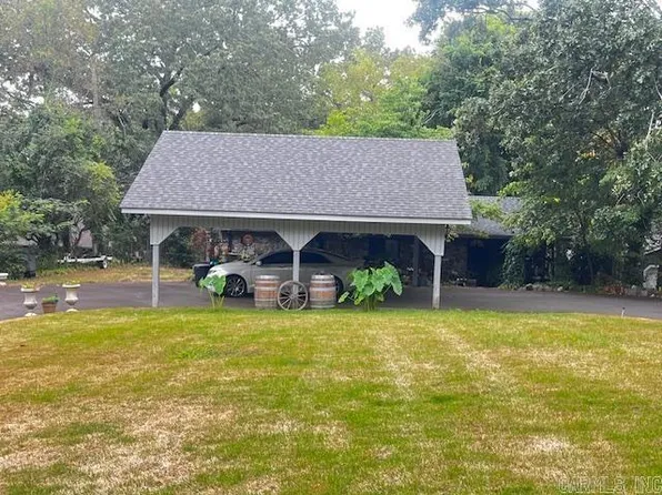 126 Edgewater Cir, Hot Springs, AR 71913