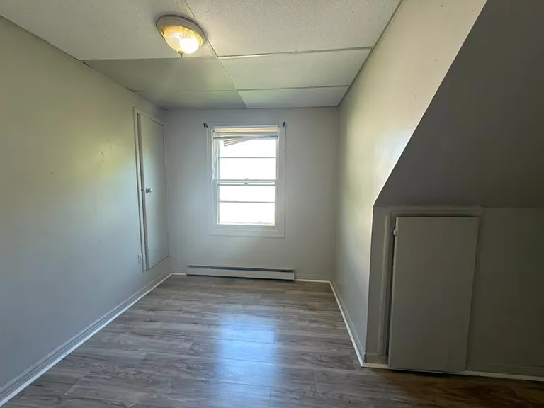 164-166 Woodlawn St #3 — Photo 13