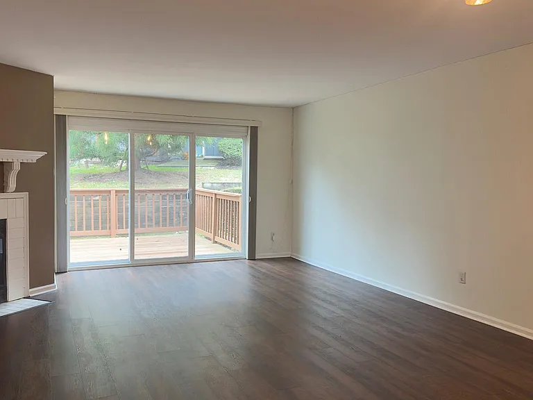 342 Brigade Ct #342 — Photo 3