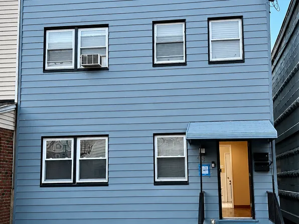 208 Sanford Ave #A, Kearny, NJ 07032