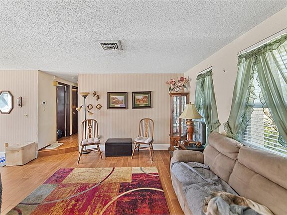 4th image of 6244 Kentfield Ave
