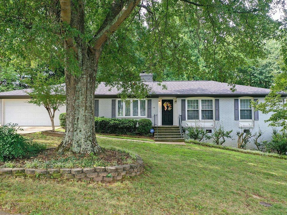 1st image of 202 Sherborne Dr
