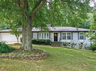 202 Sherborne Dr, Greenville, SC 29615