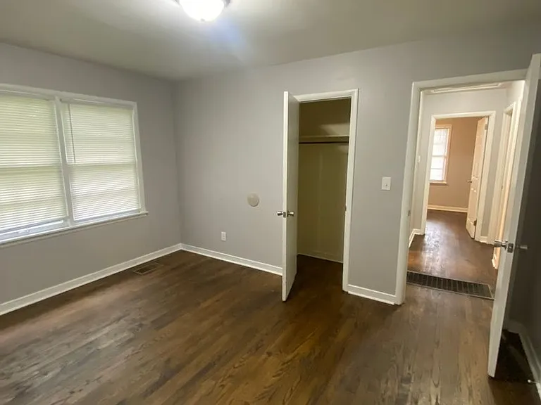 1376 5th Pl NW — Photo 10