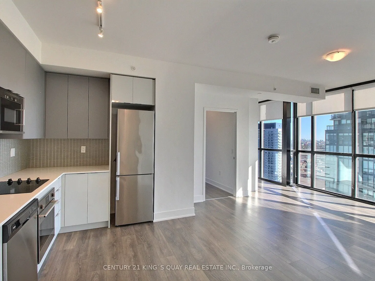 3 bed, $2,680 — Photo 4