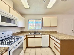 44600 San Rafael Ave APT 5, Palm Desert, CA 92260