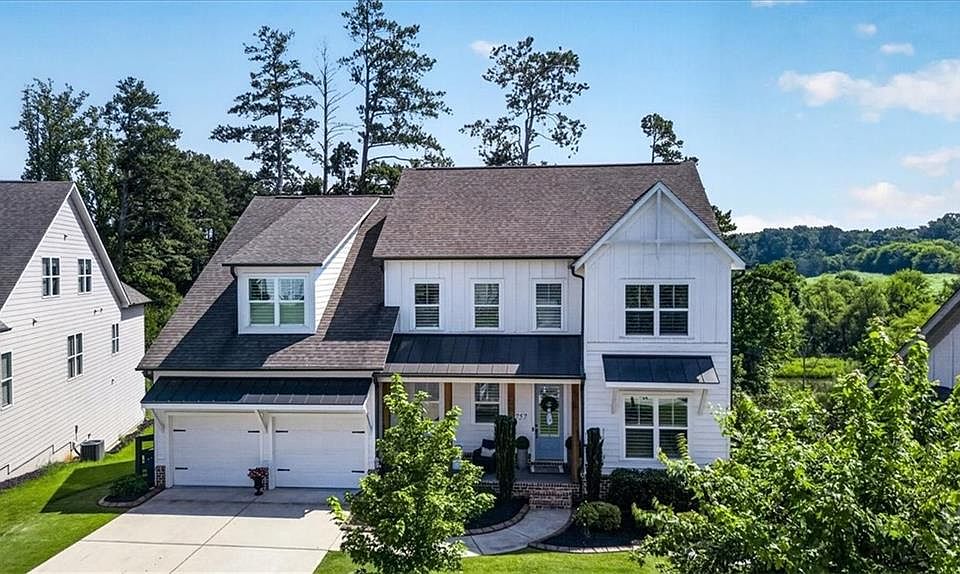 1st image of 757 Bridgeview Dr