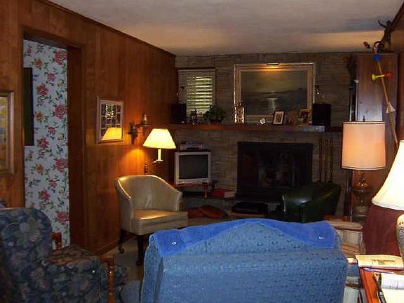 5th image of 312 Delbrick Ln