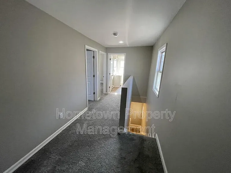 663 E Market St #665-4 — Photo 5