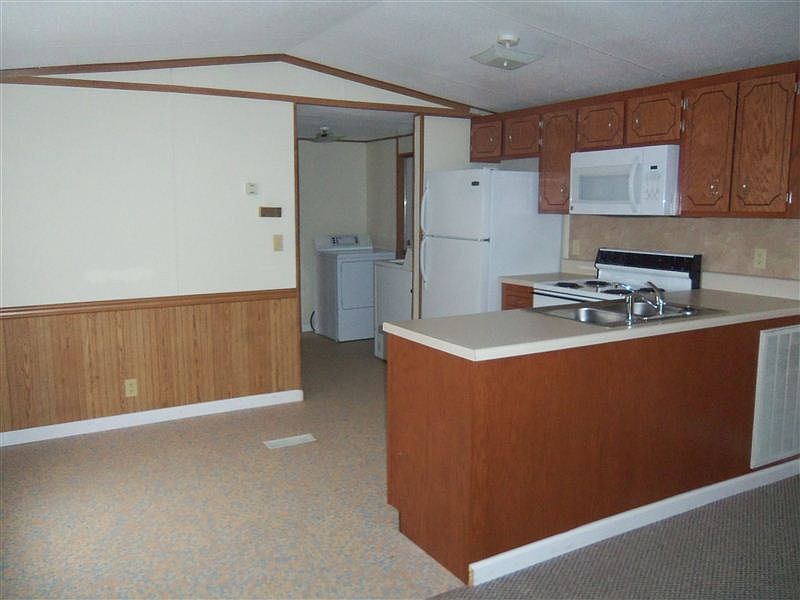 27pv kitchen