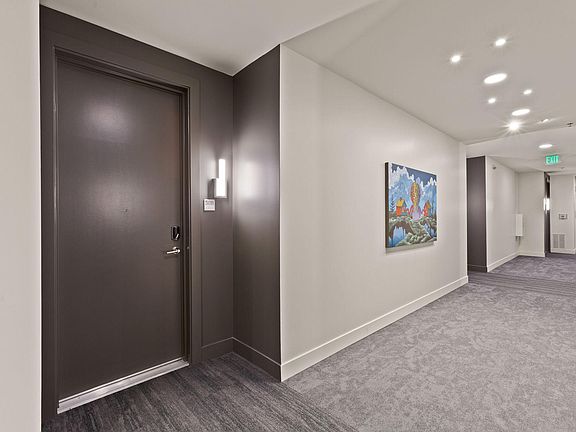 4th image of 3701 Marion St #410