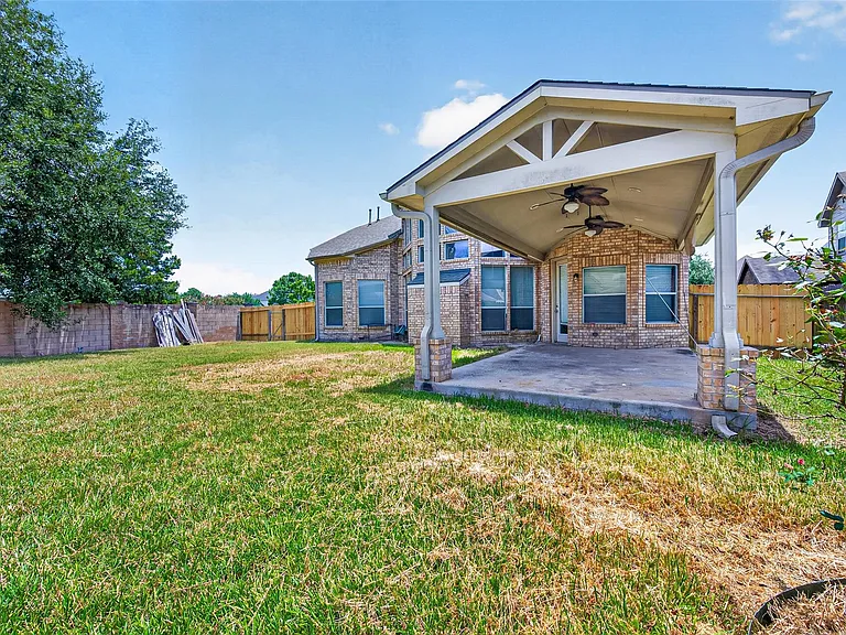 9735 Lansing Meadows Dr — Photo 49