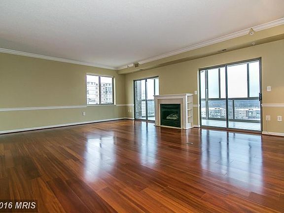 Living Room with views of the Potomac River